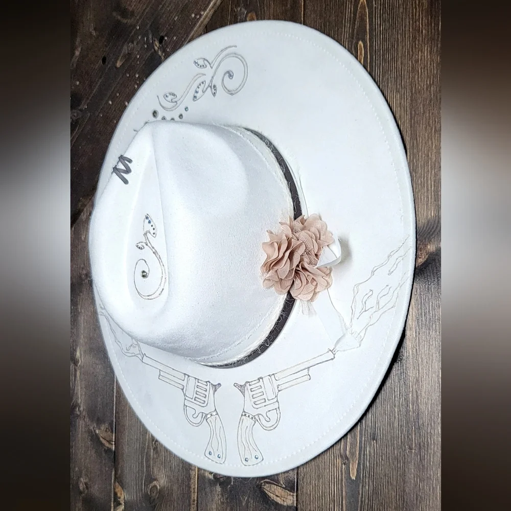 NWT Ivory burned fedora cowboy hat with studs - Picture 7 of 8